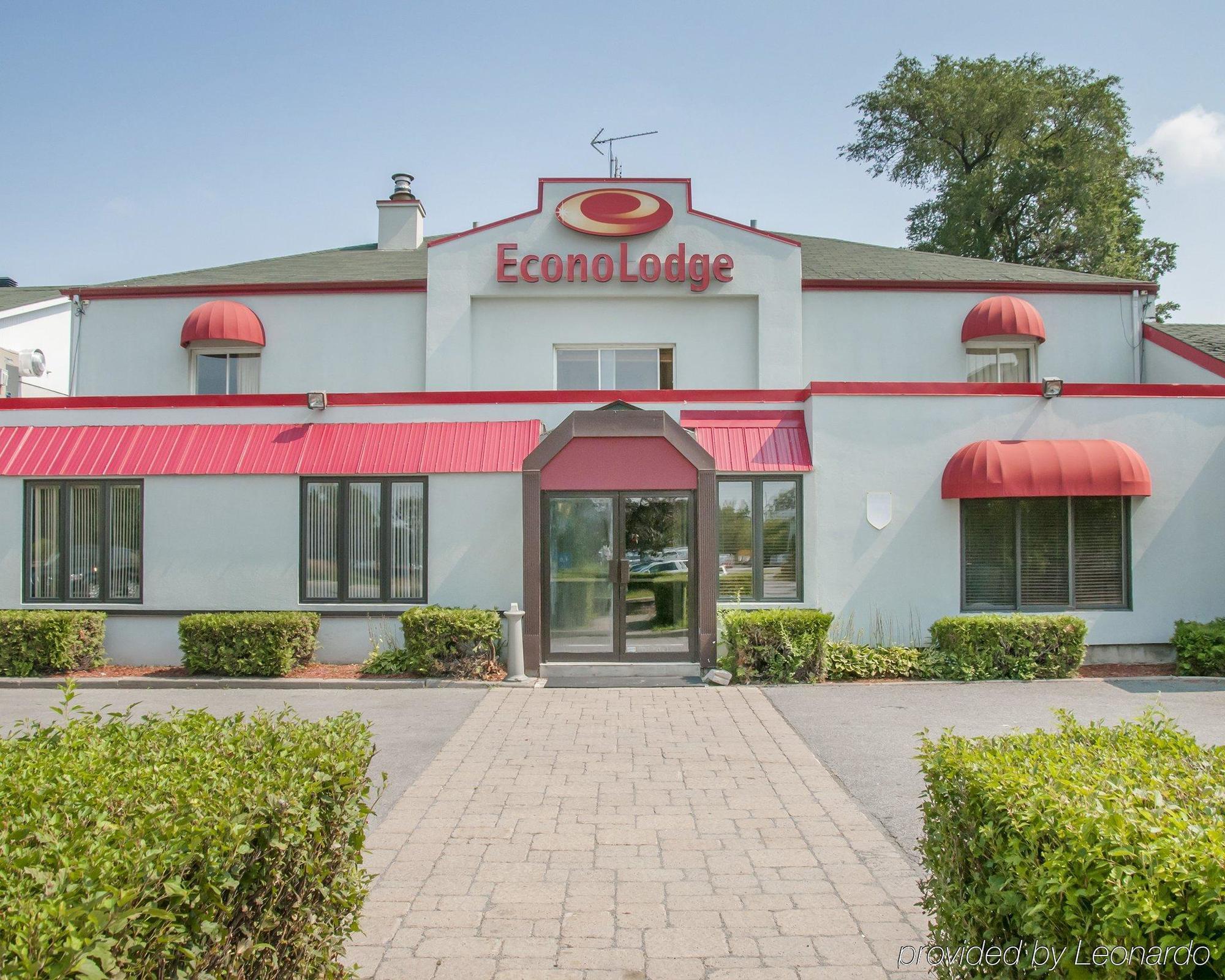 Econo Lodge Laval Exterior foto